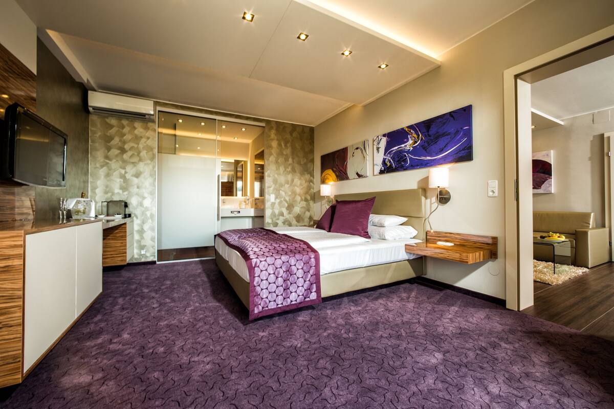 Phòng Suite (Carisma) | Bộ đồ giường kháng dị ứng, minibar, két bảo mật tại phòng 
