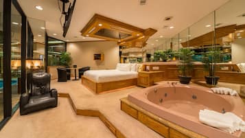 Room, 1 King Bed, Jetted Tub