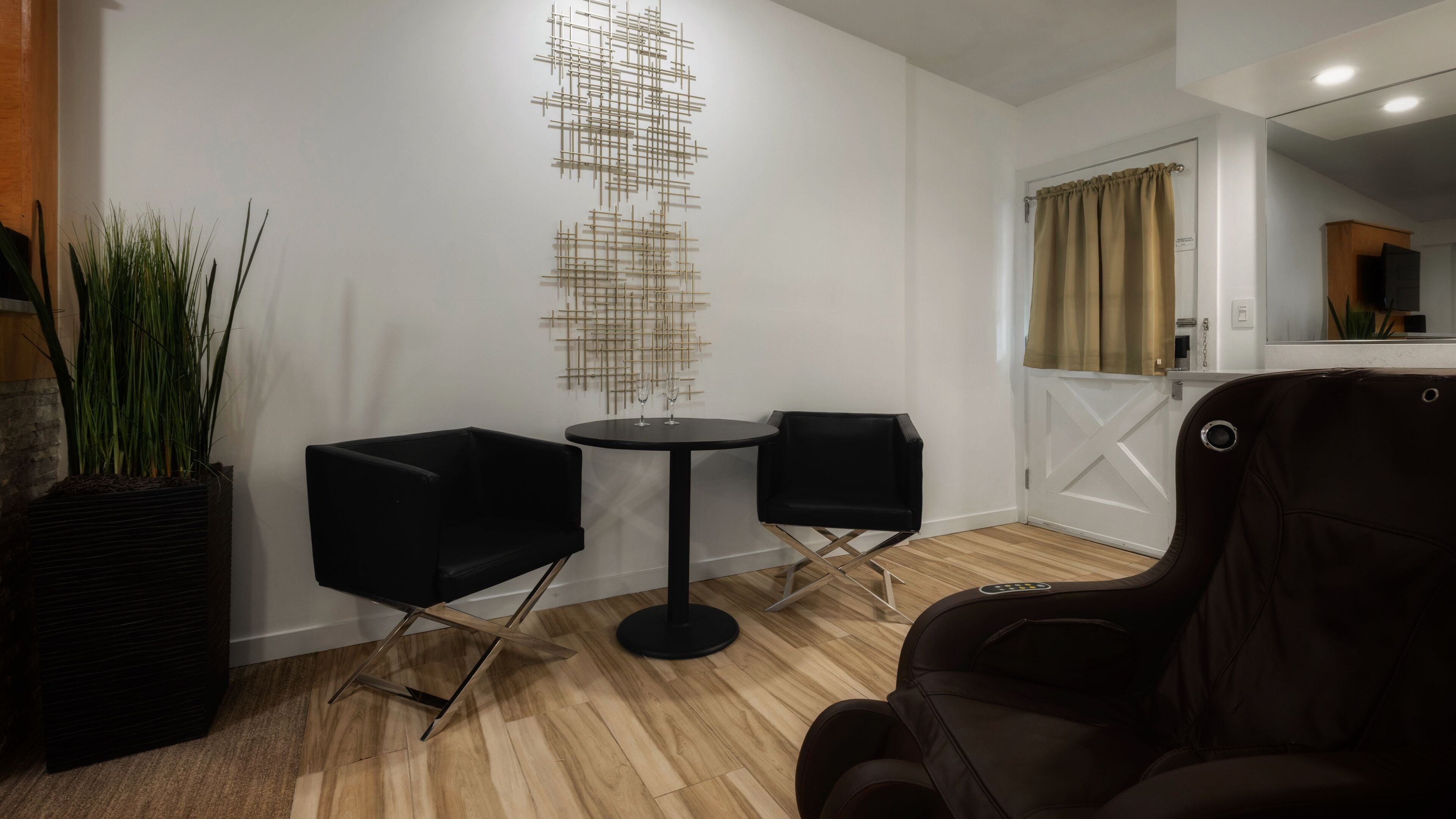Classic Whirlpool | Room amenity