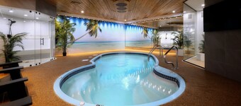 Sybaris Pool Suites Mequon