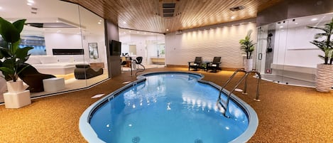 Piscine couverte