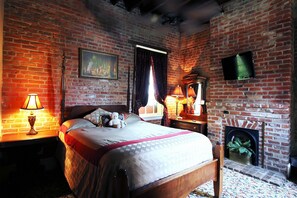 Two Bedroom Suite | Individually decorated, individually furnished, blackout drapes - The Olivier House Hotel (New Orleans)