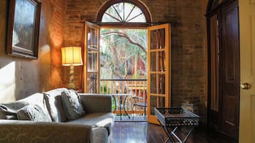 Superior Studio Suite, 1 King Bed, City View | Balcony view