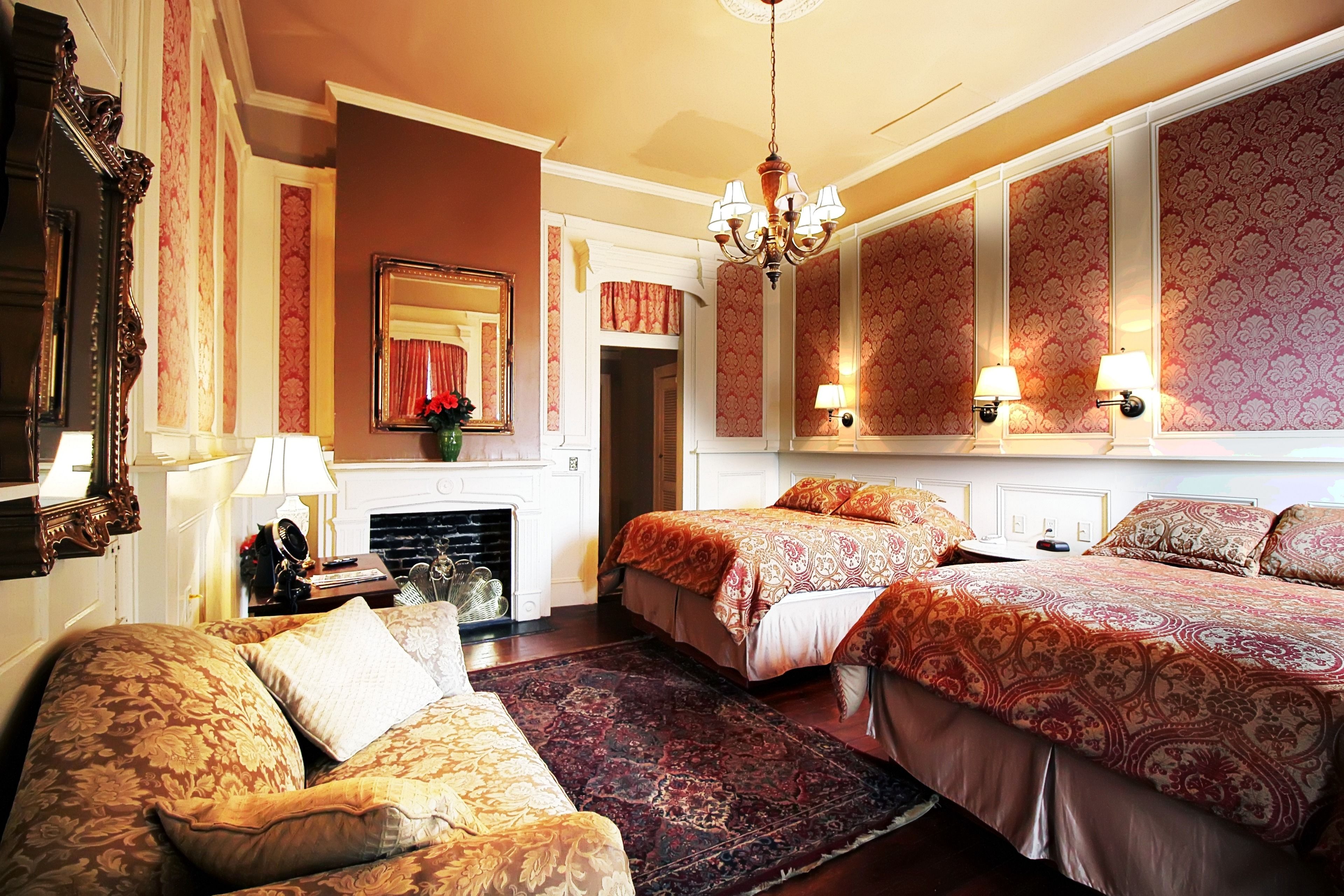 Balcony 2 Queen  | Décoration personnalisée, ameublement personnalisé, rideaux occultants