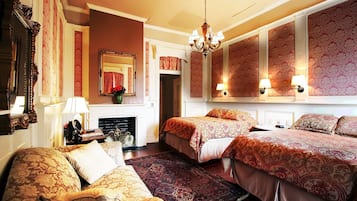 Balcony 2 Queen | Décoration personnalisée, ameublement personnalisé, rideaux occultants