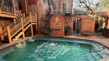 Outdoor pool, pool loungers