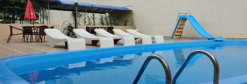 Hotel Lawrence