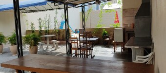 Hotel Lawrence