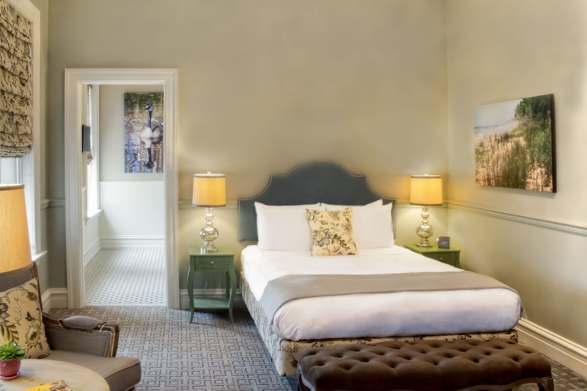 Premium bedding, individually furnished, desk, iron/ironing board