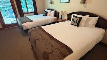 Classic Room | Premium bedding, down comforters, pillowtop beds, desk
