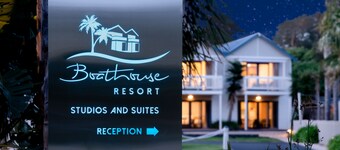 Boathouse Resort Studios & Suites