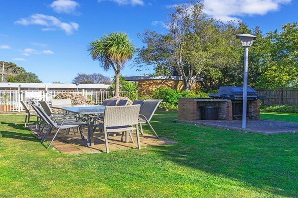 BBQ/picnic area