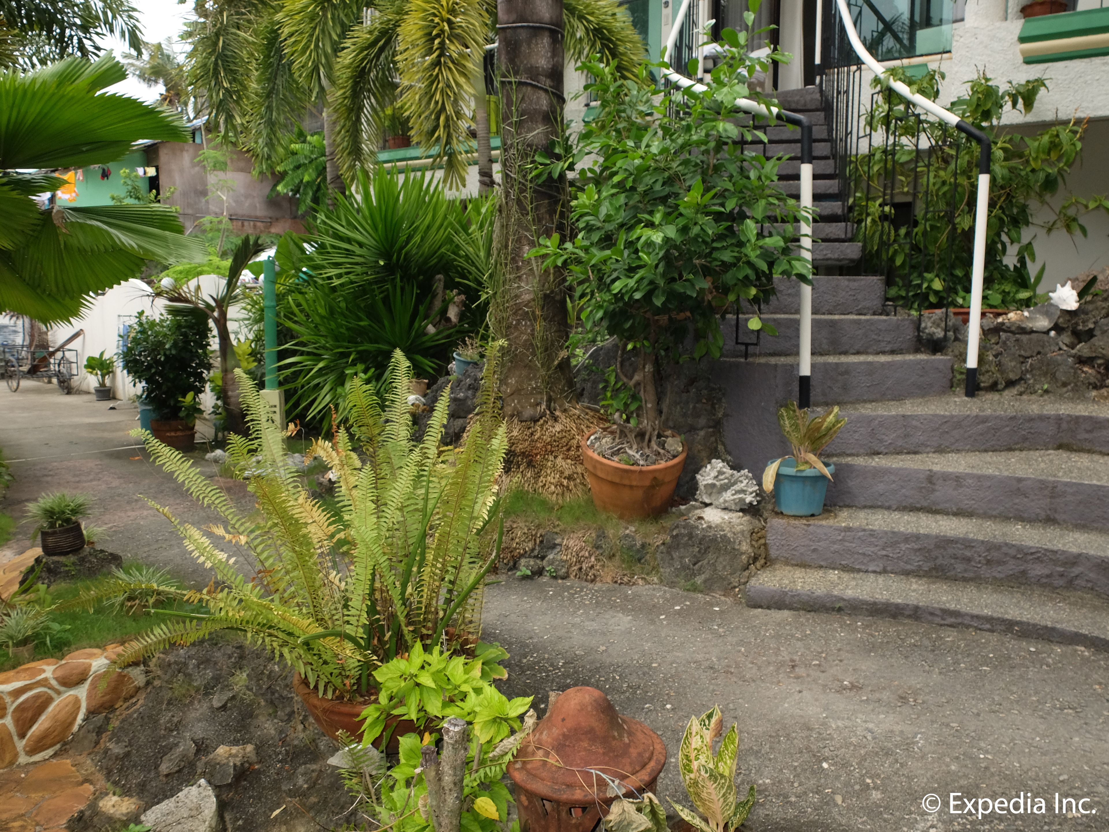 Photo - Turtle Inn Resort