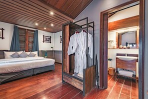 Ropa de cama de alta calidad y minibar