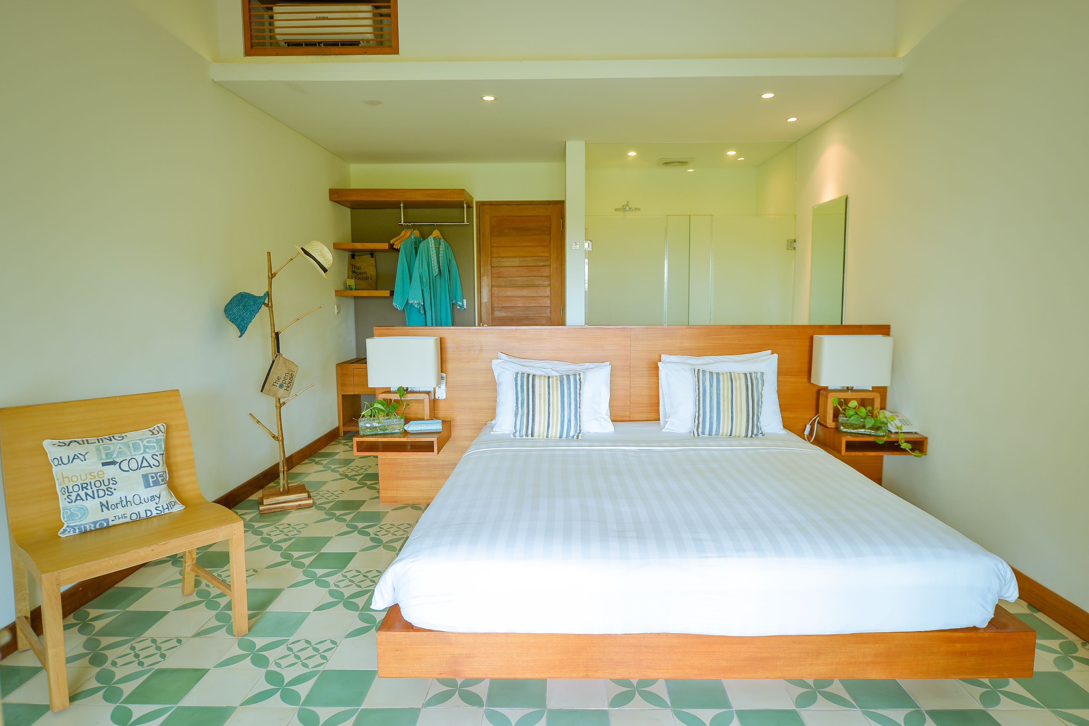 1 bedroom, select comfort beds, minibar, in-room safe