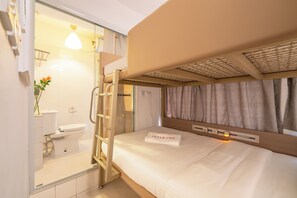 Bunk Bed Room | Wifi gratis y ropa de cama