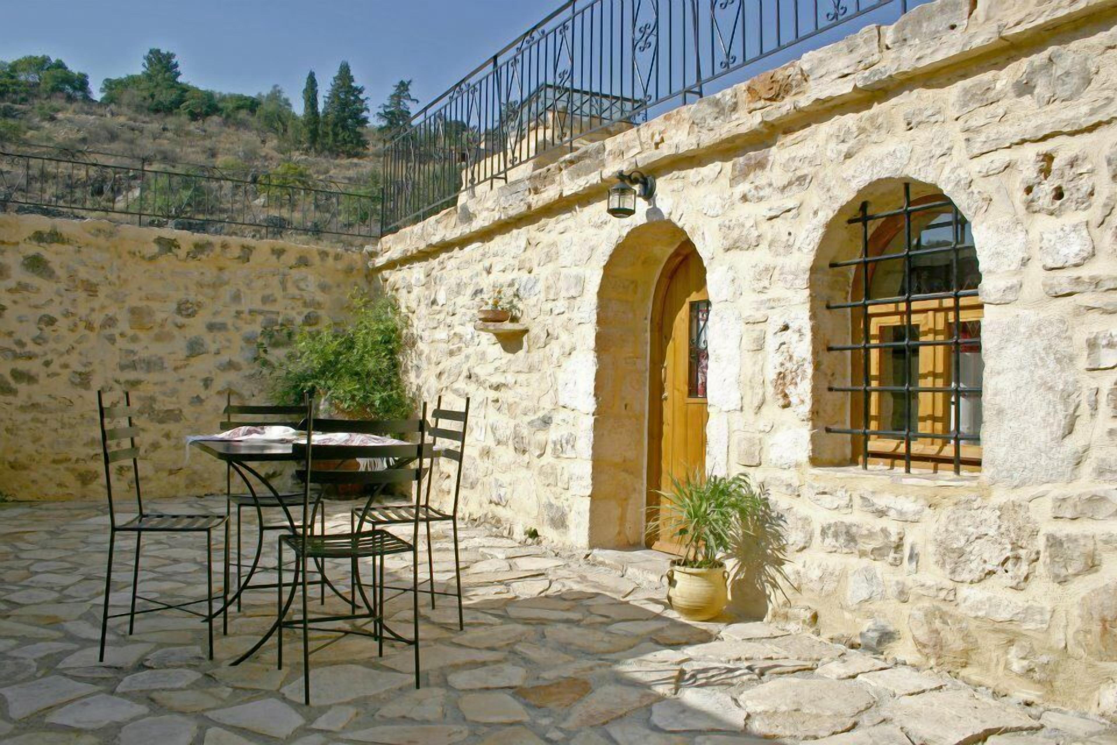 house, 2 bedrooms | terrace/patio