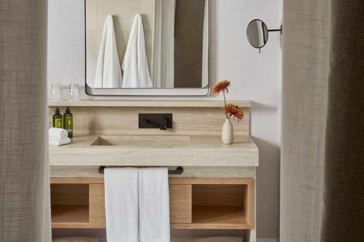 preferential room | minibar, in-room safe, soundproofing, free cots/infant beds