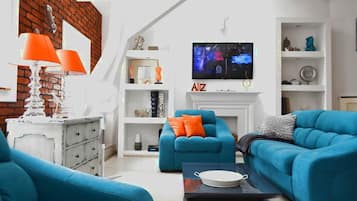 LED TV, fireplace, DVD player