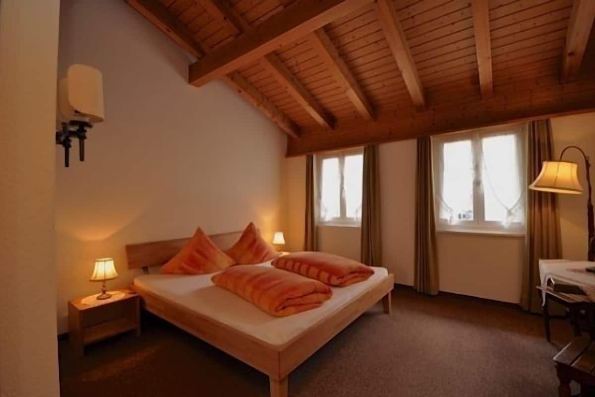 double room | individually furnished, blackout curtains, free cots/infant beds