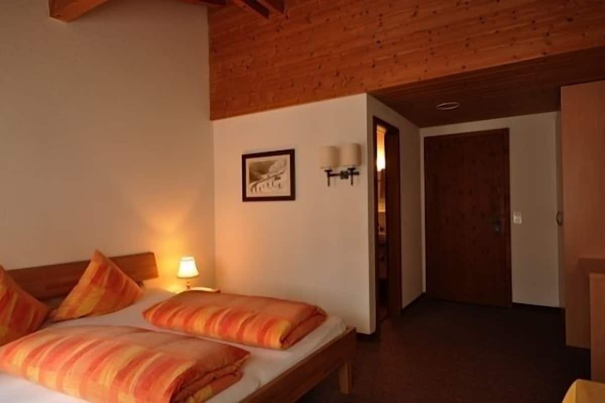 Double Room | Living area | Plasma TV