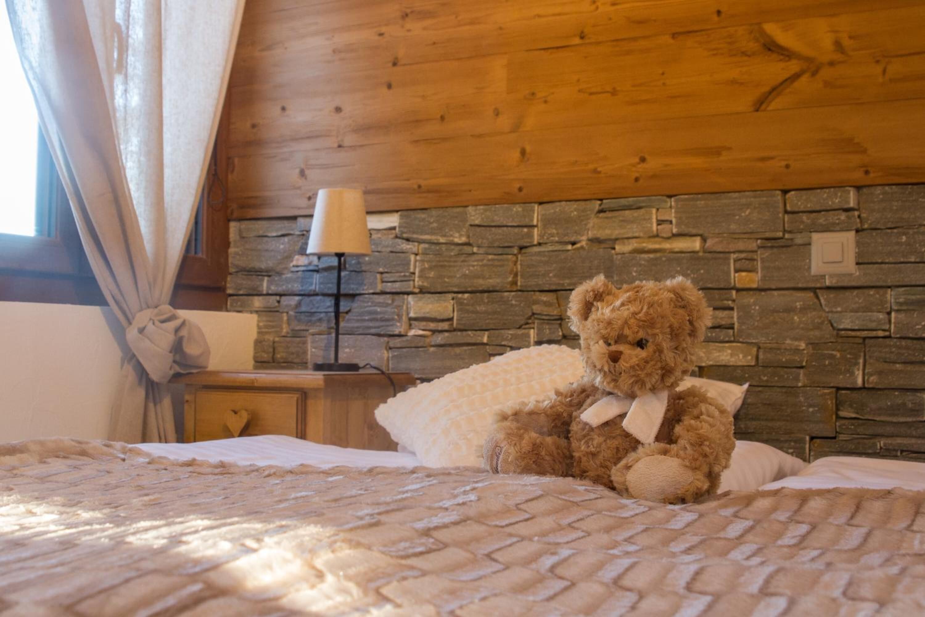 premium bedding, minibar, in-room safe, individually decorated