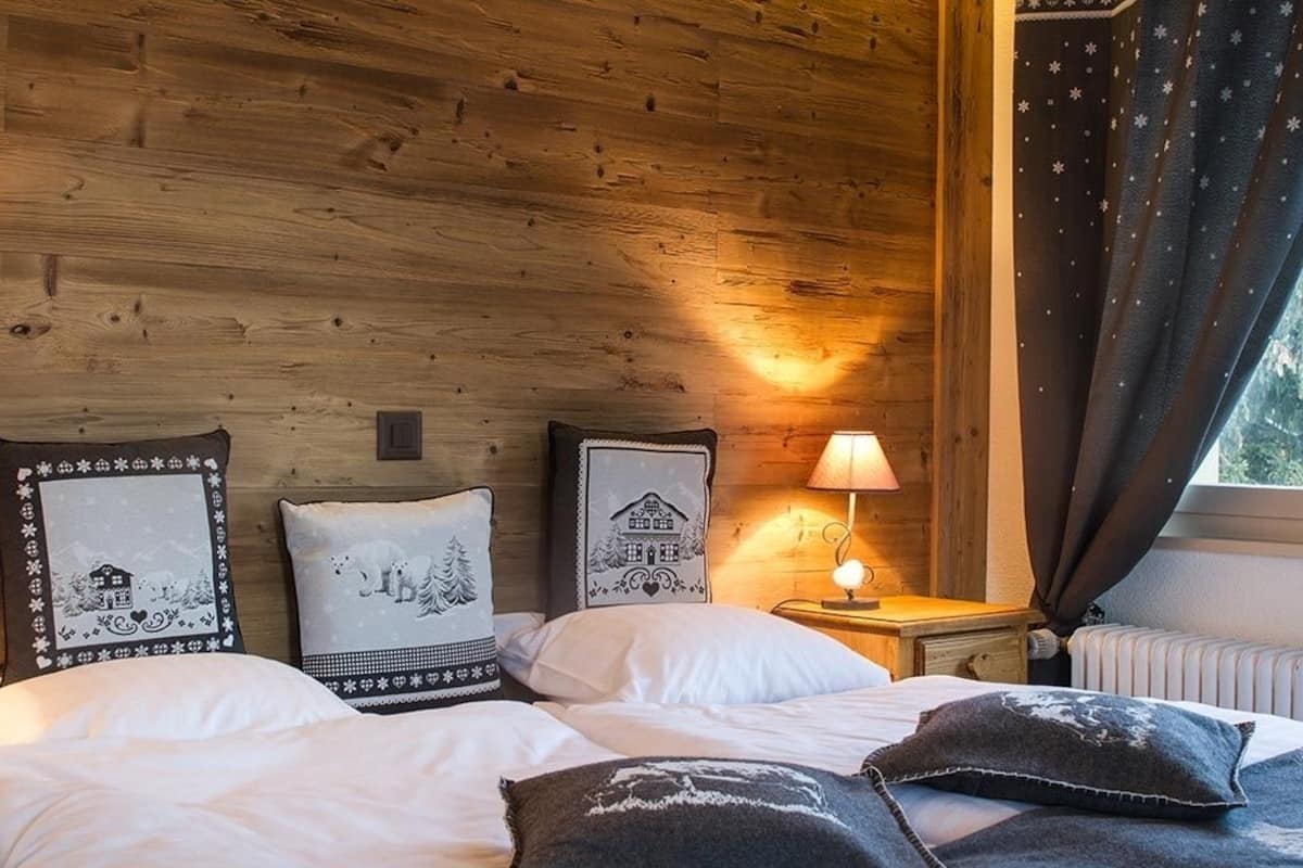 Superior Double Room | Premium bedding, minibar, in-room safe, individually decorated