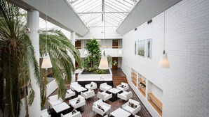 Lobby sitting area - Gustavelund Hotel (Tuusula)