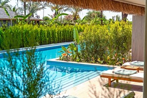 Honeymoon Villa, Lanai, Poolside | Free minibar, in-room safe, laptop workspace, free WiFi - Royal Wings Hotel - All Inclusive (Antalya)