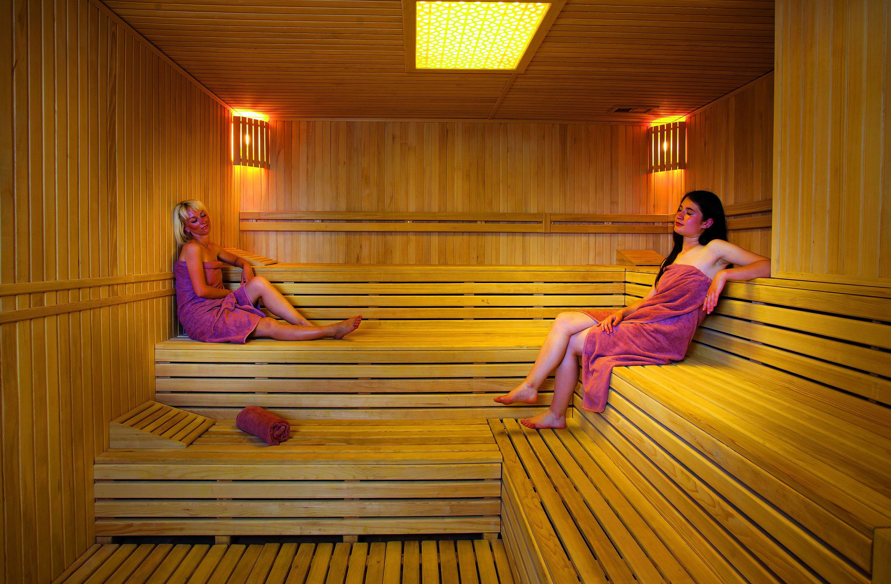 sauna, hot tub, steam room, turkish bath/hammam, body treatments