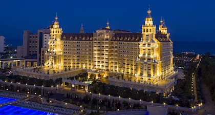 Royal Holiday Palace