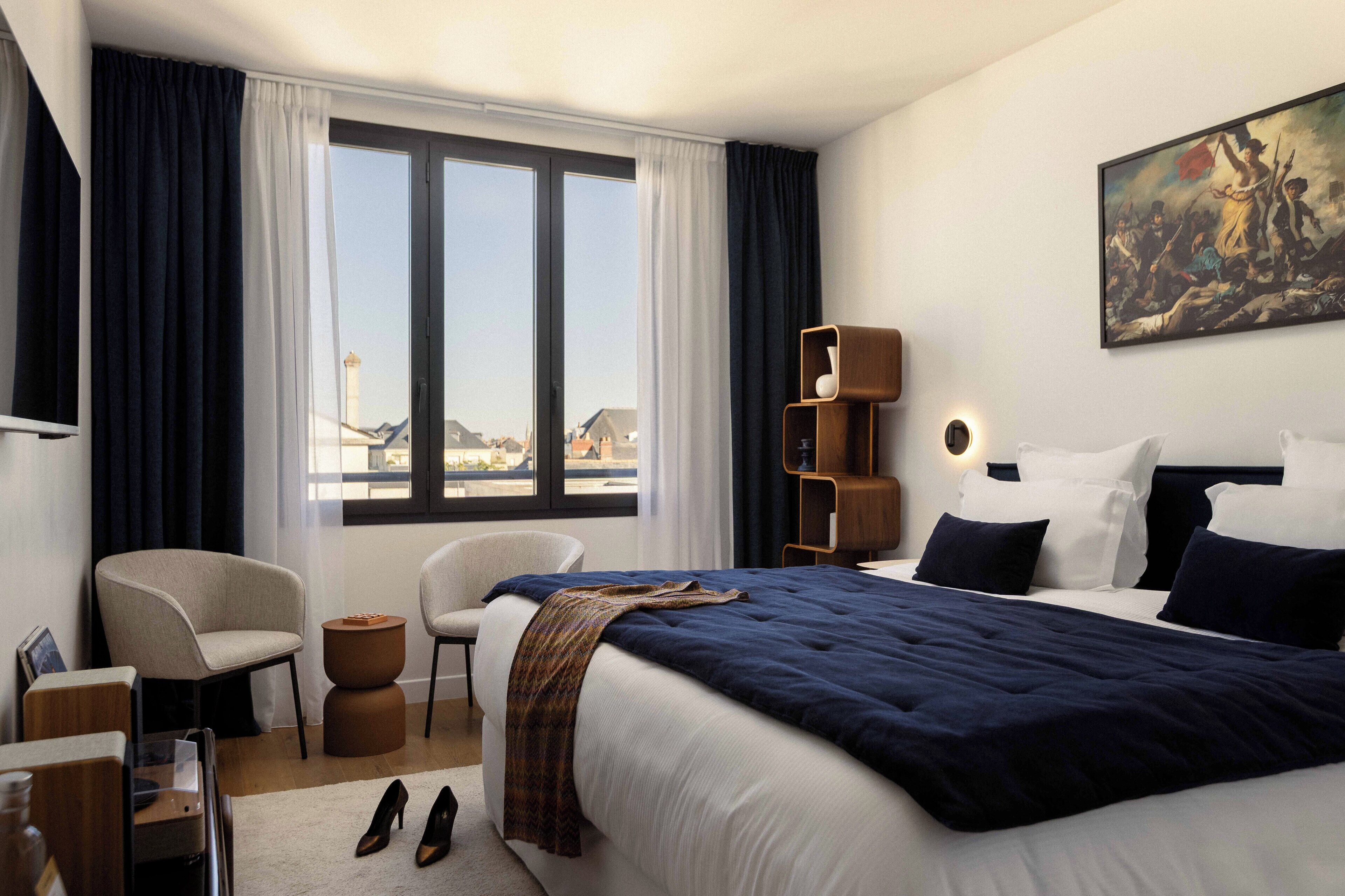 executive double room, 1 king bed | premium bedding, pillow-top beds, in-room safe, individually decorated