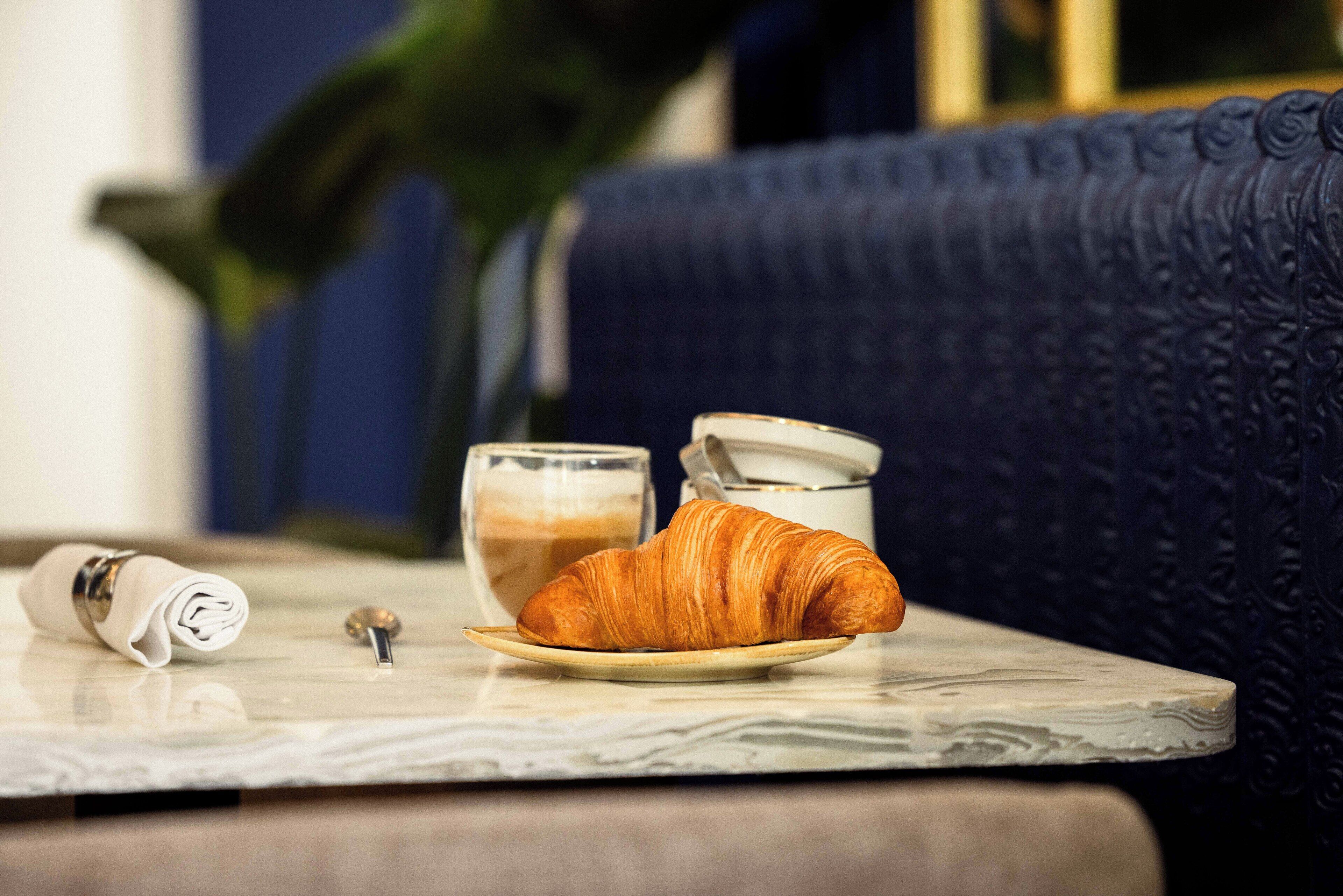 daily continental breakfast (eur 18 per person)