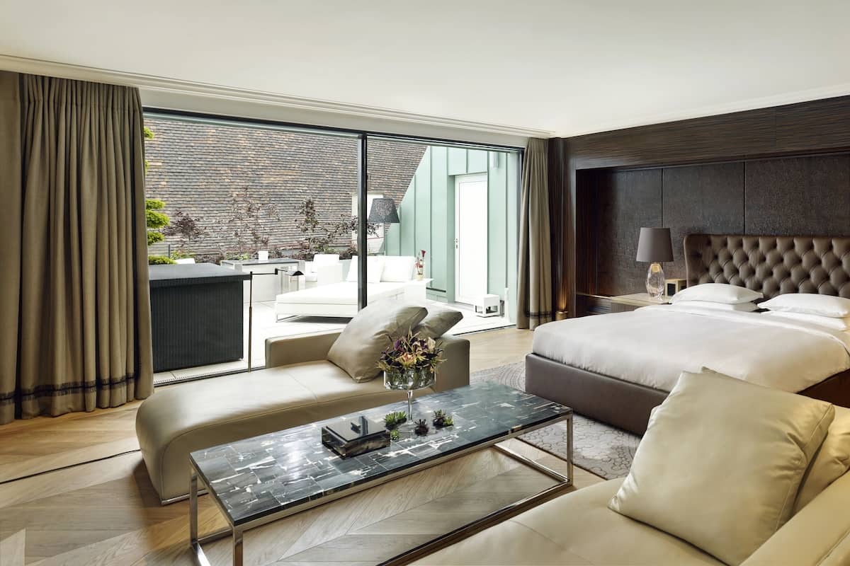 royal penthouse (suite) | 1 bedroom, hypo-allergenic bedding, minibar, in-room safe