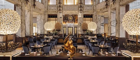 Breakfast, lunch, dinner served; international cuisine