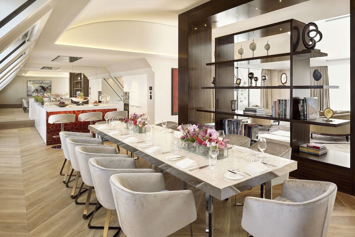 Royal Penthouse (Suite) | Dining room