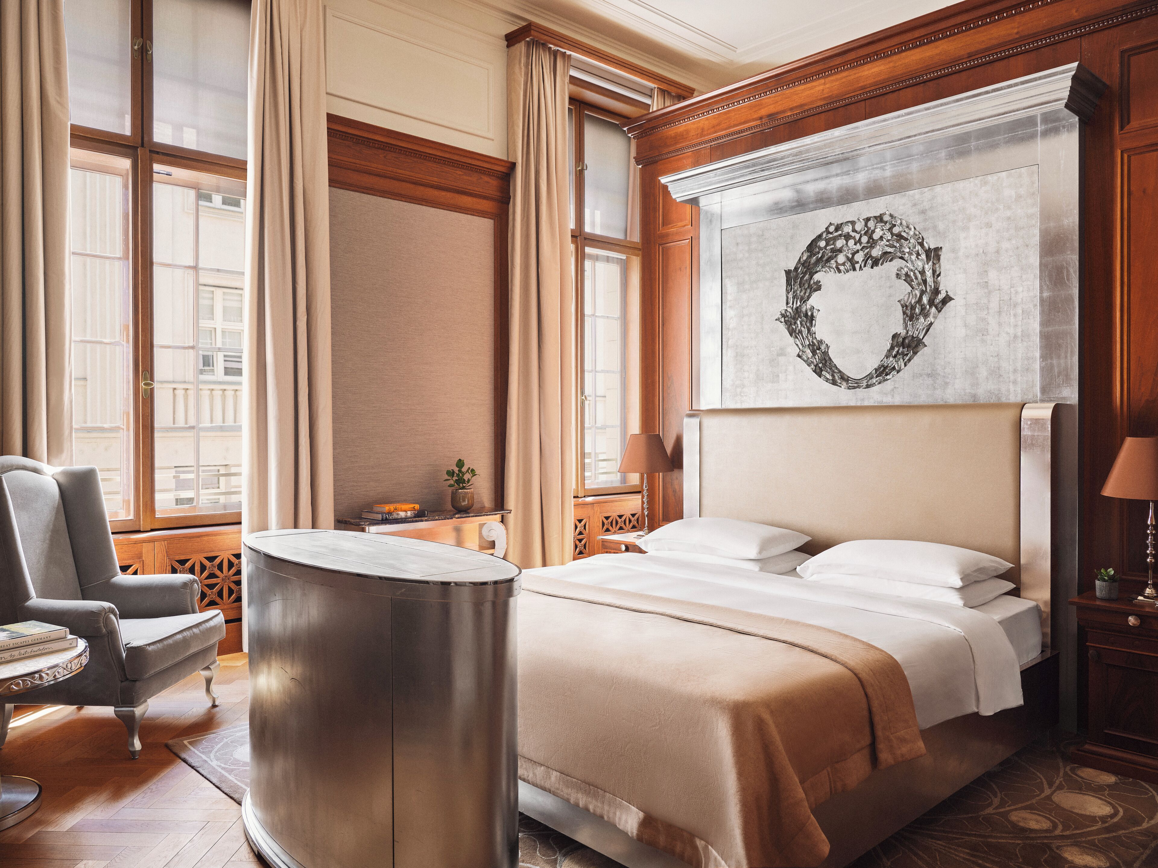 Presidential Suite | Hypo-allergenic bedding, minibar, in-room safe, individually decorated