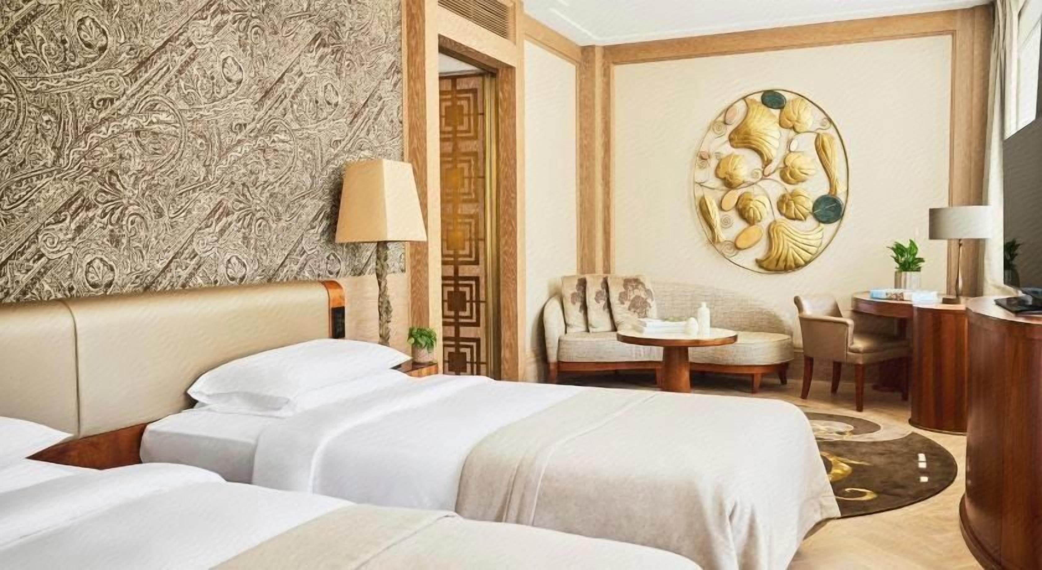 Hypoallergeen beddengoed, een minibar, een kluis op de kamer