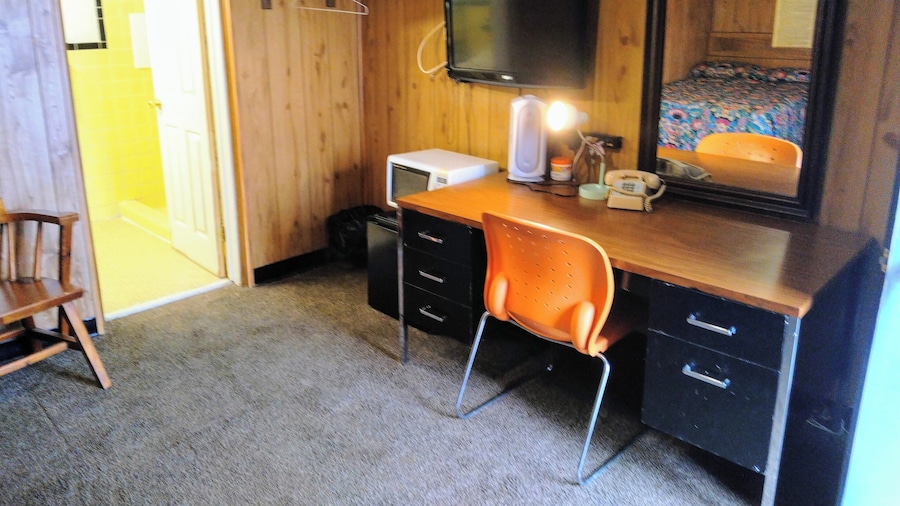 Davis Motel