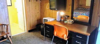 Davis Motel