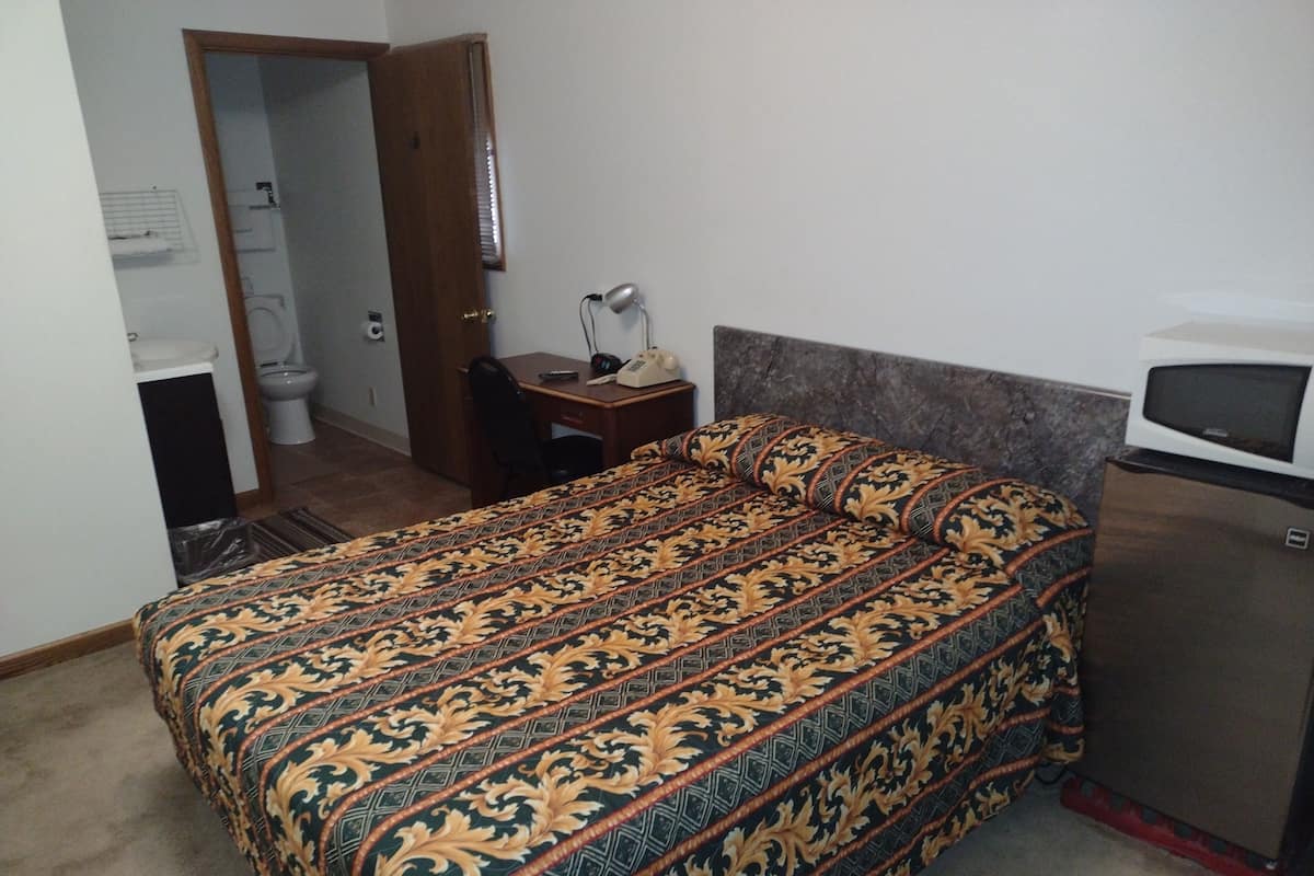 Memory-foam beds, individually decorated, individually furnished, desk
