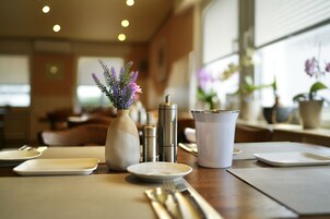 Desayuno buffet incluido todos los días 