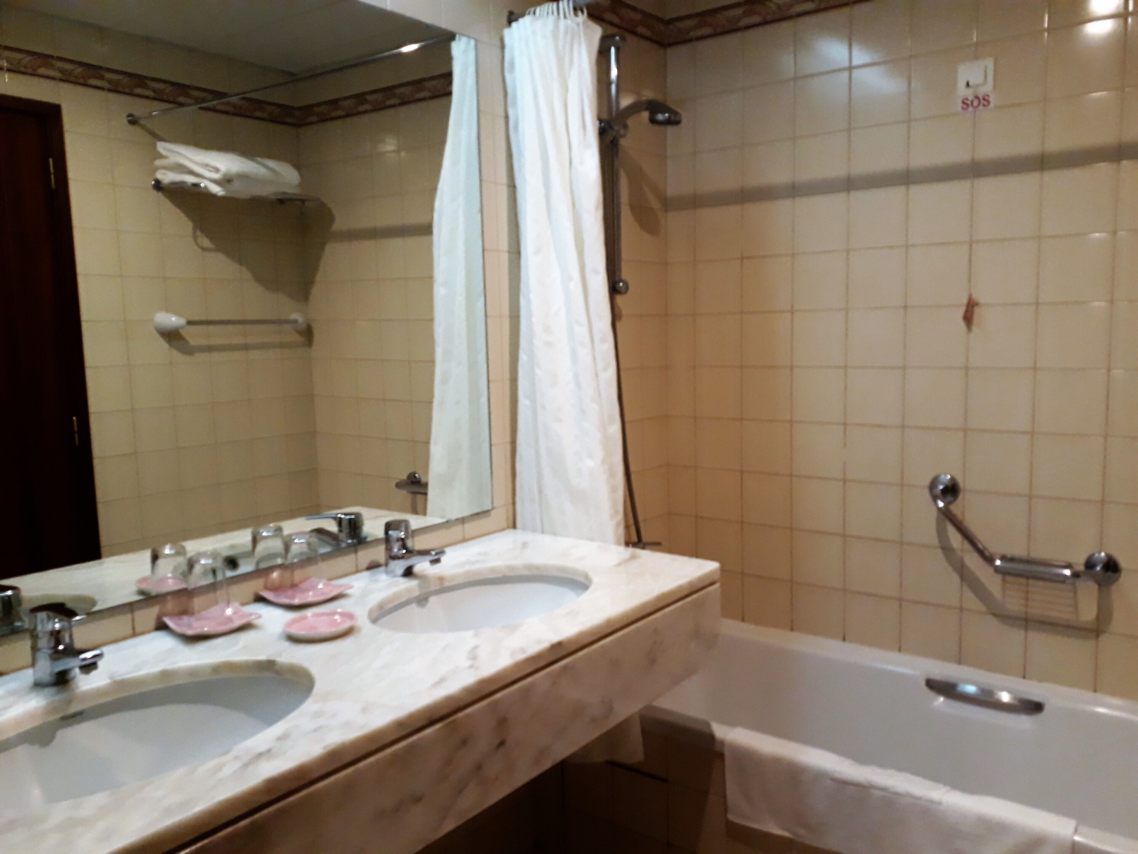 superior double room single use | bathroom | free toiletries, hair dryer, towels