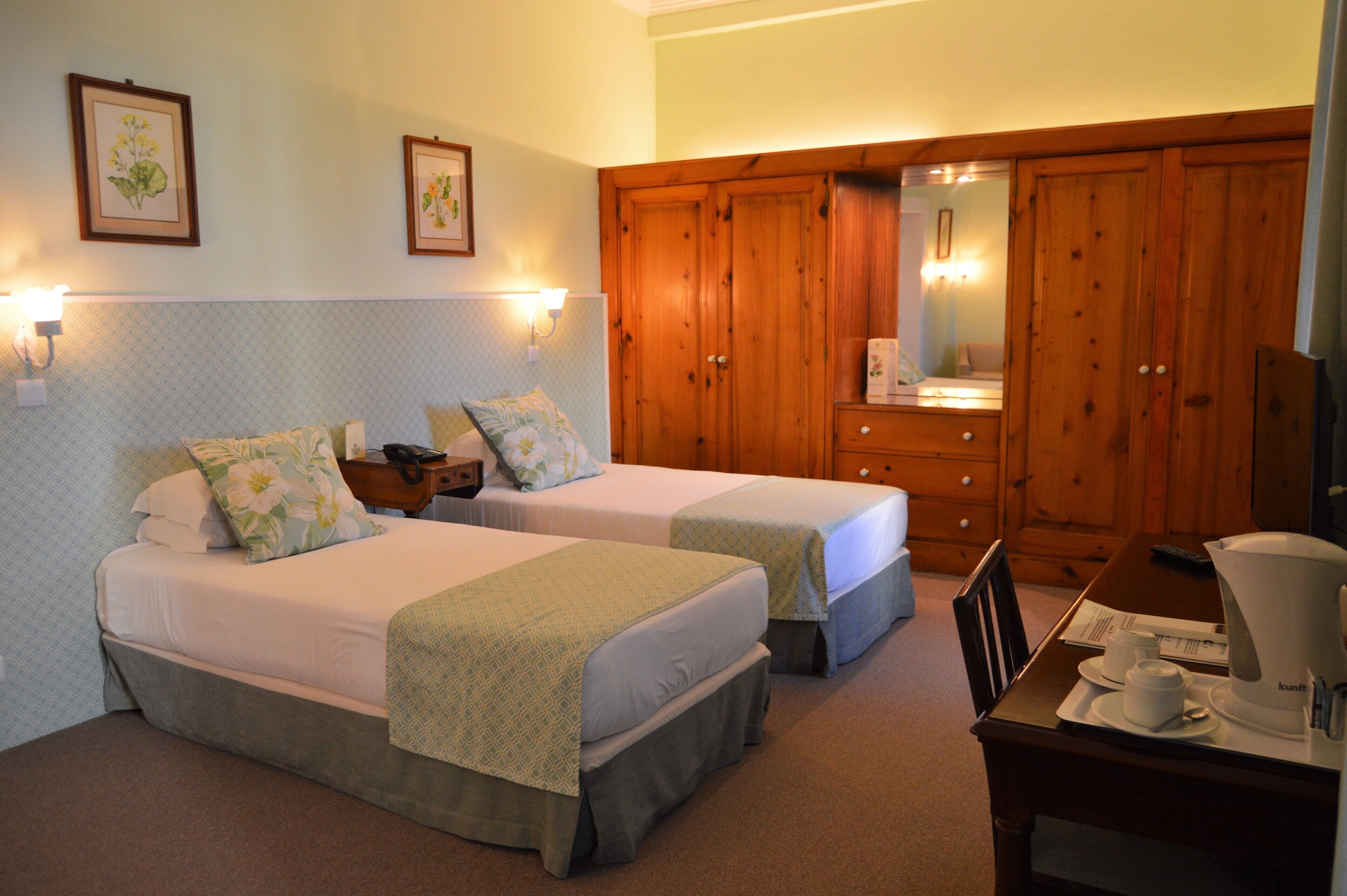 double room single use, garden view | 1 bedroom, minibar, blackout curtains, soundproofing