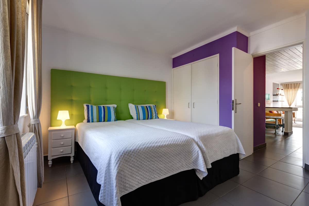 Apartment, 2 Bedrooms | WiFi (surcharge), bed sheets