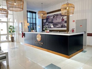 Reception - HS Milfontes Beach Hotel - Duna Parque Resorts & Hotels (Odemira)