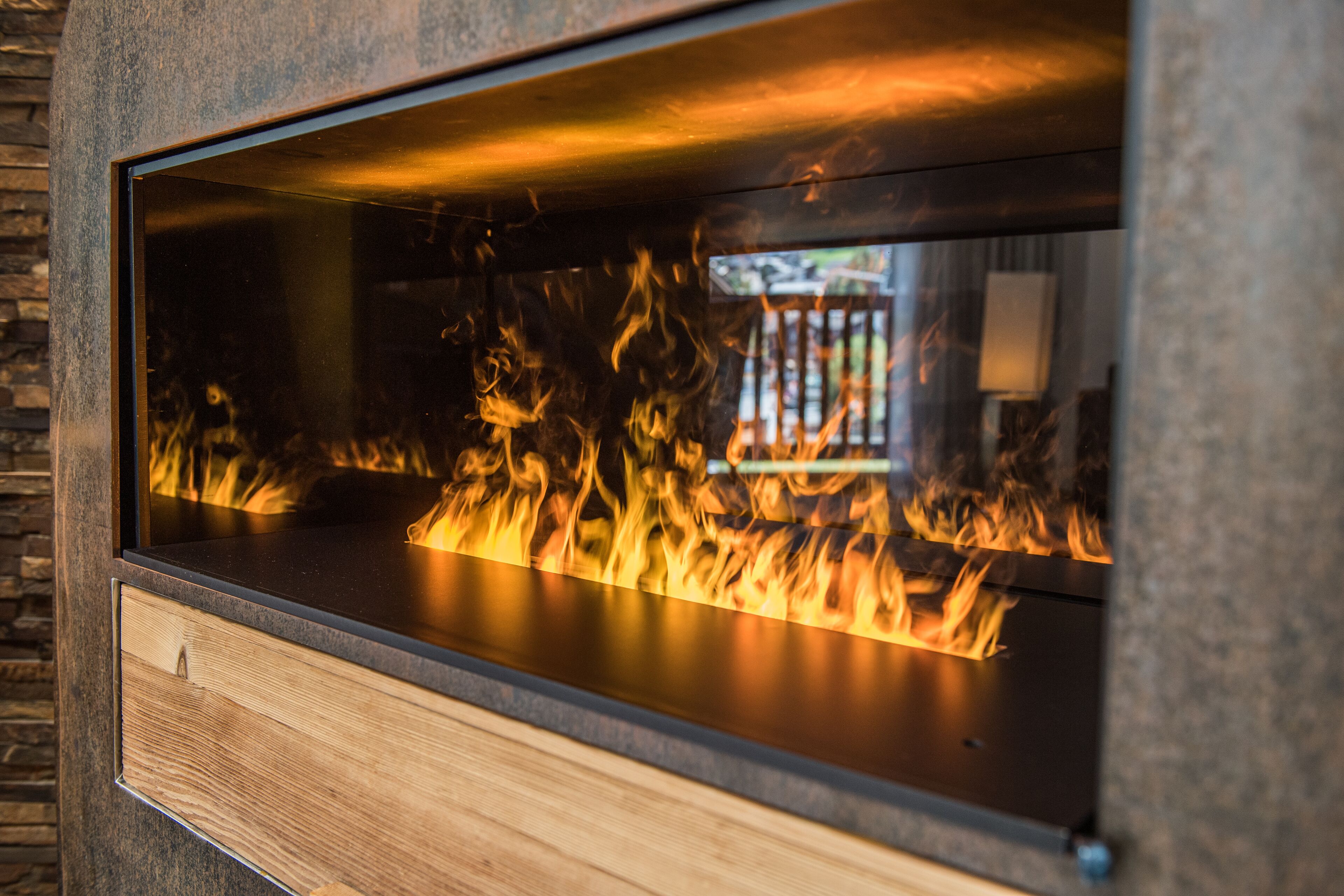 penthouse apartment with 3 bedrooms | living area | plasma tv, mp3 dock