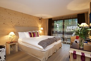 Chambre Double, balcon | 3 chambres, literie de qualité supérieure
