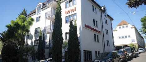 Fachada da propriedade