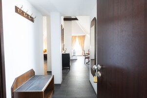 Allergivenligt sengetøj, pengeskab på værelset, individuel indretning